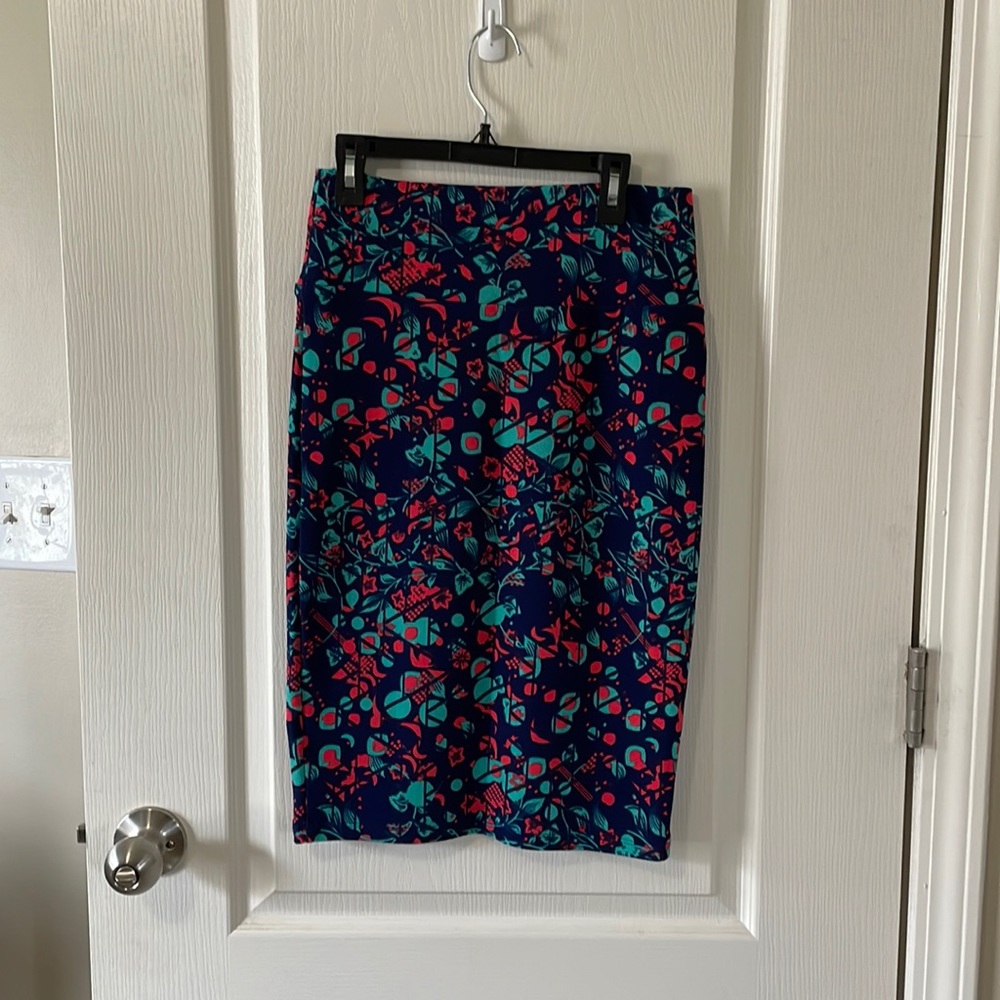 LulaRoe Cassie skirt